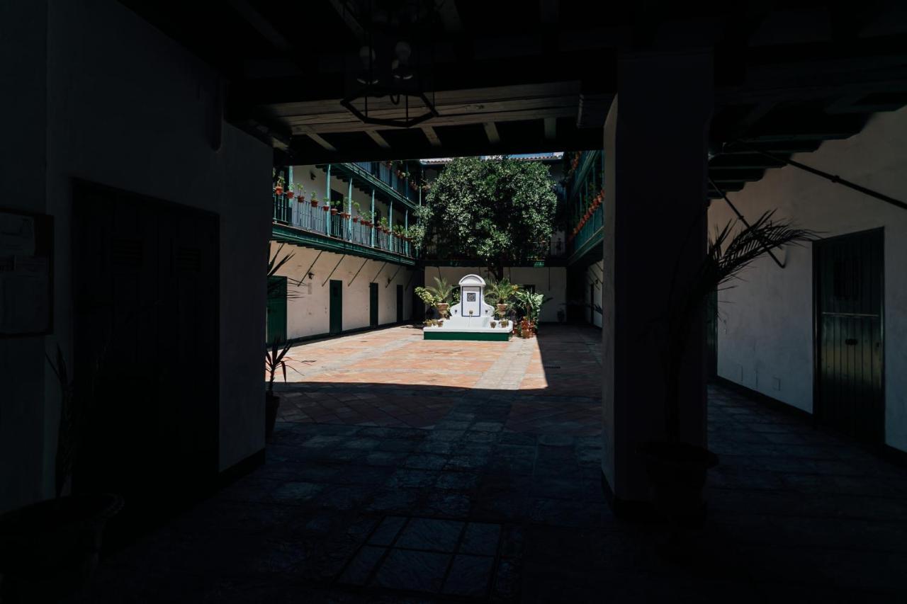 AlohaMundi Alcázares Sevilla Exteriér fotografie